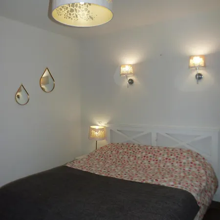 Apartman Familial Dans Un Chateau Avec Piscine Chauffee, Proche Plages Et Sites Du Golfe Du Morbihan Baden